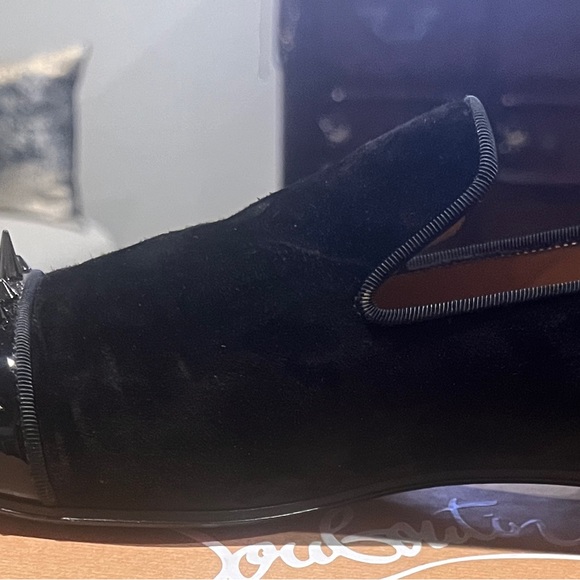 Christian Louboutin men Dynodent Flat suede upper, patent leather toe with studs - Picture 3 of 5